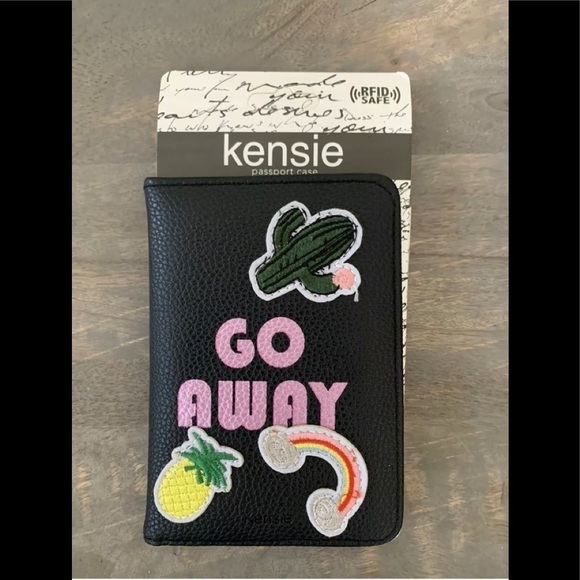 Passaport Case Kensie - Picture 2 of 3